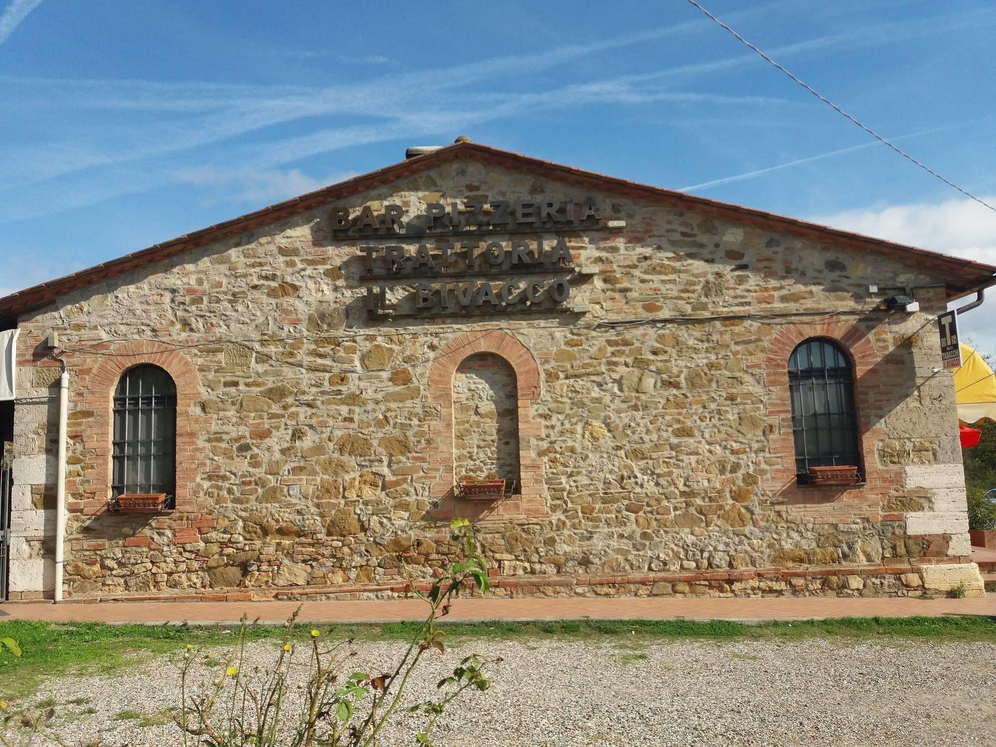 Oasi Del Grillo Aparthotel Castelnuovo Berardenga Exterior photo